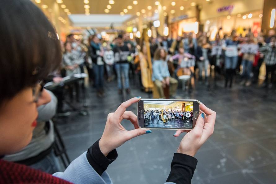 Fanovi iznenadili Olivera Dragojevića u City Centeru one