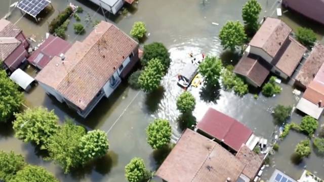Ulice su postale rijeke: Iz zraka snimili najgore poplave u Italiji u posljednjih 100 godina