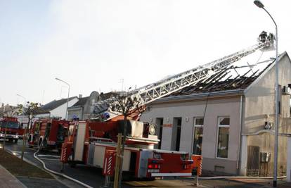 Koprivnica: Zapalila se kuća, vatrogasci spriječili katastrofu