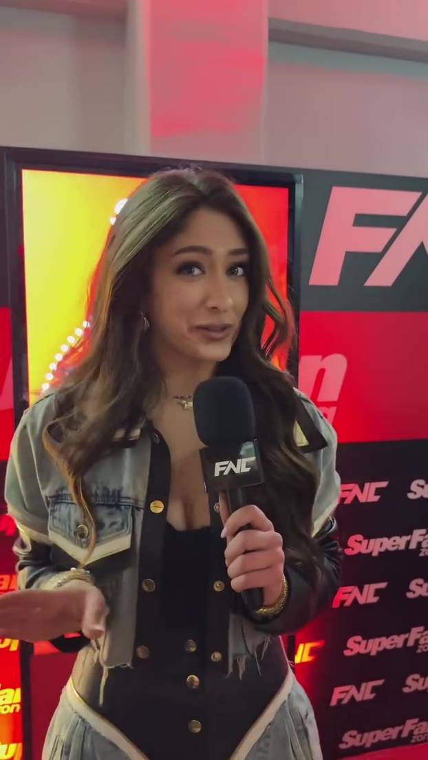 FOTO Krv, znoj, suze i ljepotice. Pogledajte najbolje trenutke s borilačkog spektakla u Sl. Brodu