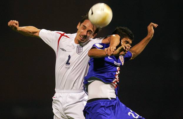 ARHIVA - 2006. Zagreb: Vatreni i "maksimirska krtica" srušili su Englesku 