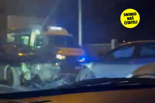 KR&Scaron; I LOM NA ILICI U frontalnom sudaru ozlije&dstrok;eno dvoje ljudi