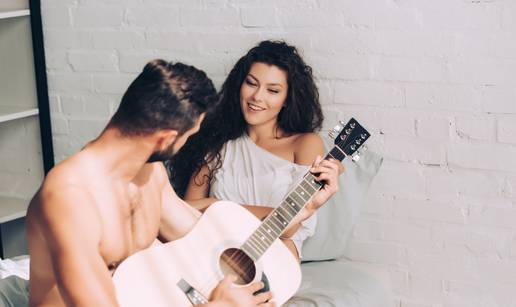 Evo što se sve događa kada pustite glazbu tijekom seksa