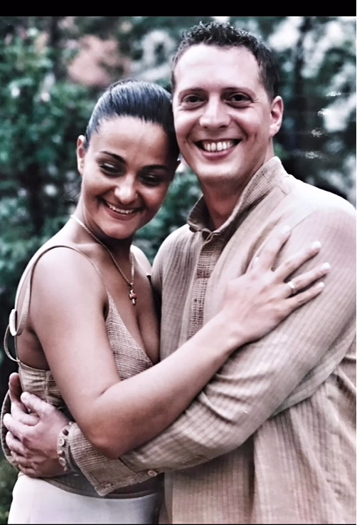 Zaljubljeni su kao prvog dana! Martina Tomčić i suprug slavili godišnjicu: 'I tako nas dvoje...'