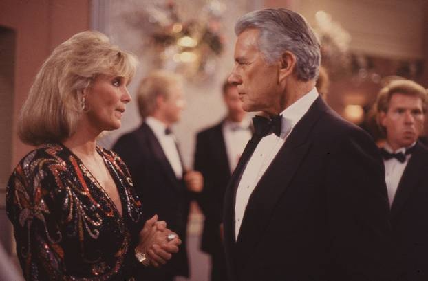 Linda Evans and John Forsythe