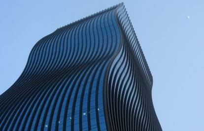 U Seulu sagradili neboder od 130 m koji izaziva vrtoglavicu