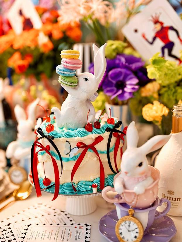 FOTO Evo kako su naši poznati proveli Uskrs: Neki bili na špici, drugi pokazali sređene domove