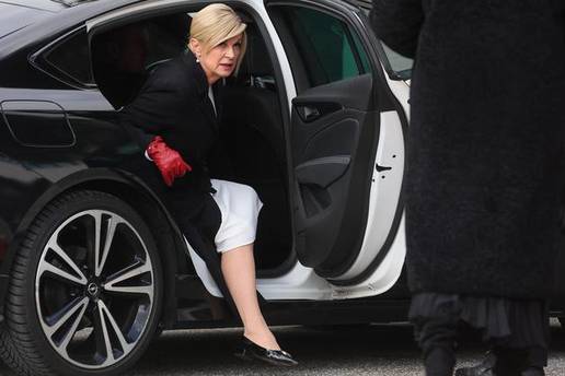 Kolinda se okre&cacute;e osobnoj ravnote&zcaron;i. Gradi ku&cacute;u i na antiinflamatornoj prehrani je