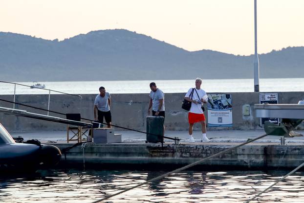 EKSKLUZIVNO Zadar: Dani Olmo s djevojkom i prijateljima odmara na luksuznoj jahti