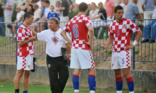 U-20 reprezentacija; Osramotili se, a Marković ih još i pravda