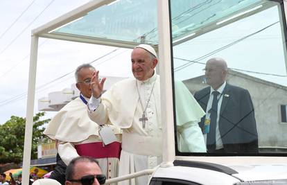 Papa Franjo obećao vatrogascu da će moliti za naslov Hajduka