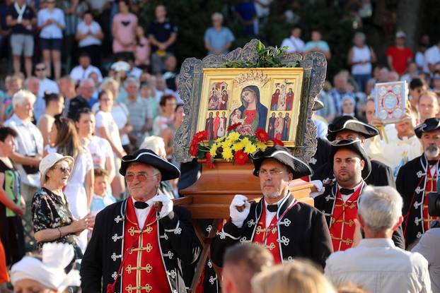 Rijeka: Nadbiskup Mate Uzinić predvodi središnje misno slavlje na Trsatu