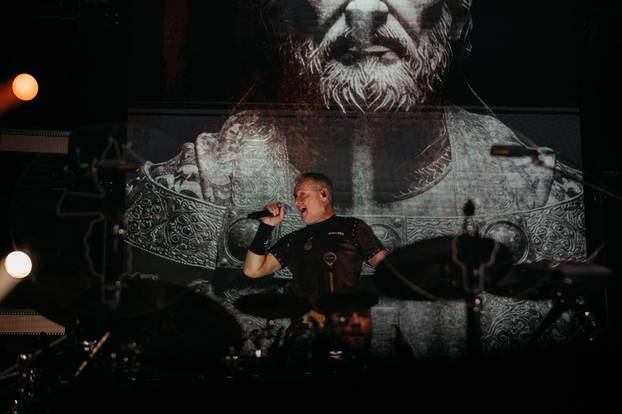 Thompson drugu večer zaredom napunio riječku Dvoranu mladosti: Pogledajte atmosferu