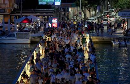 Turistička sezona: Porastao je broj dolazaka i noćenja, očekuju se i veći godišnji prihodi...