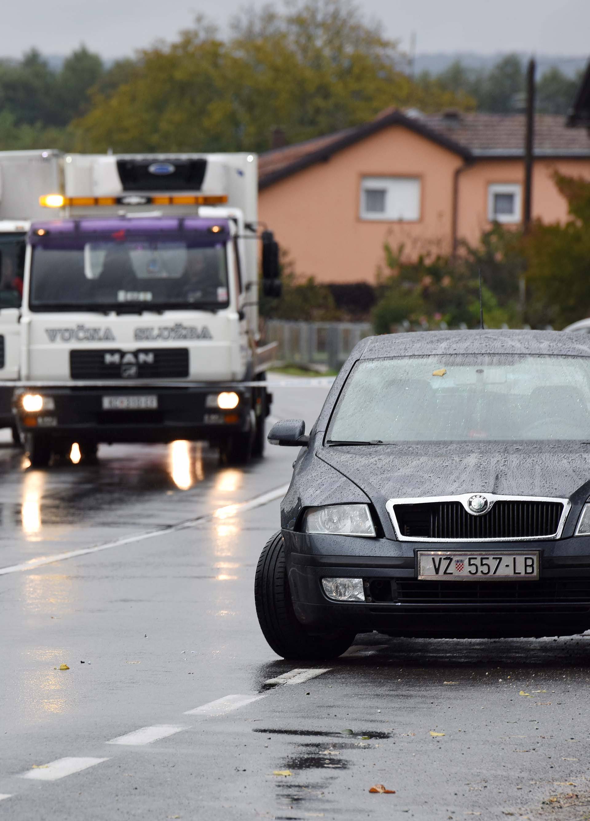 Auto 'pokosio' pješake: Umrla djevojčica, otac teško ozlijeđen