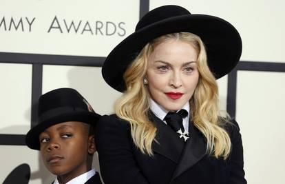 Ponosna Madonna hvali se plesnim umijećem sina Davida