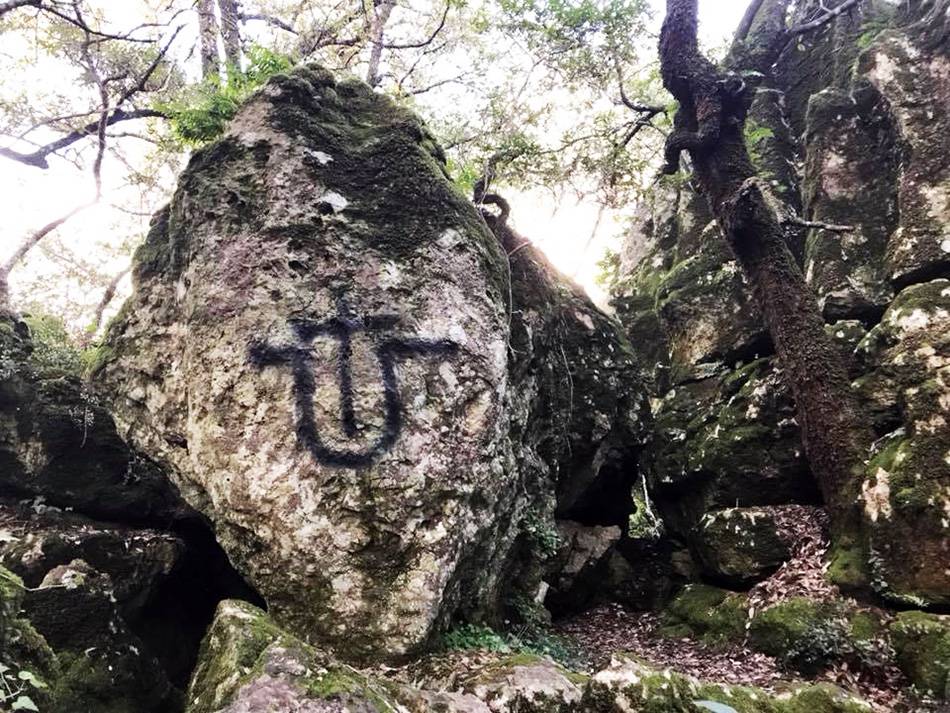 Mještani Korčule su ogorčeni ustaškim grafitima: 'Sramota!'