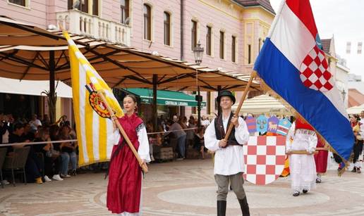 Dječje vinkovačke jeseni: Spoj folklora i slavonskih pjesama