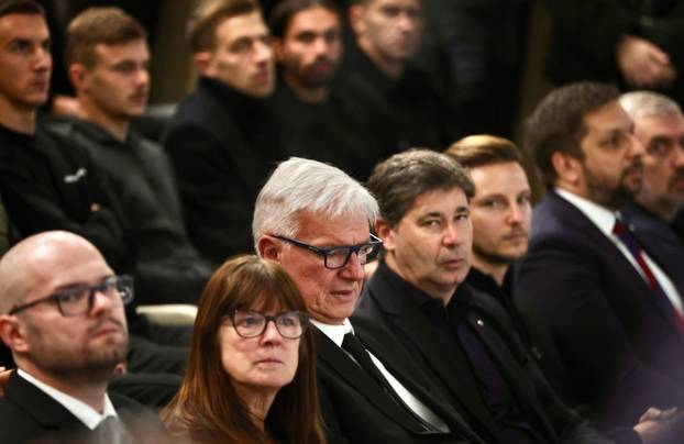 Split: Komemorcija za Juricu Gizdića, novinara i Hajdukovog kroničara