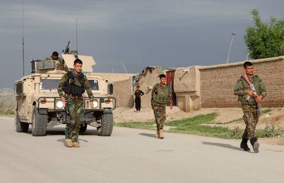 Talibani u stravičnom napadu u Afganistanu ubili 140 vojnika