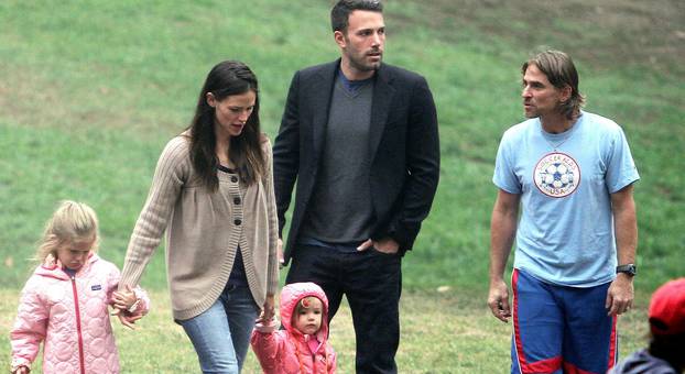 Jennifer Garner and Ben Affleck took there kids to a local park in Los Angeles, USA