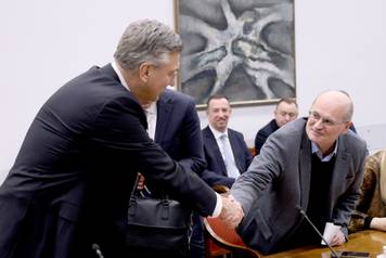 Zagreb: Plenkovic odborima predstavio Alena Ru&zcaron;i&cacute;a, kandidata za novog ministra rada, mirovinskog sustava, obitelji i socijalne politike