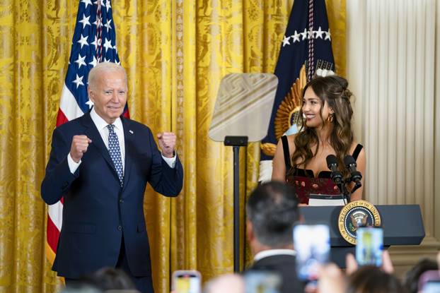 Biden Hosts a Hispanic Heritage Month Reception