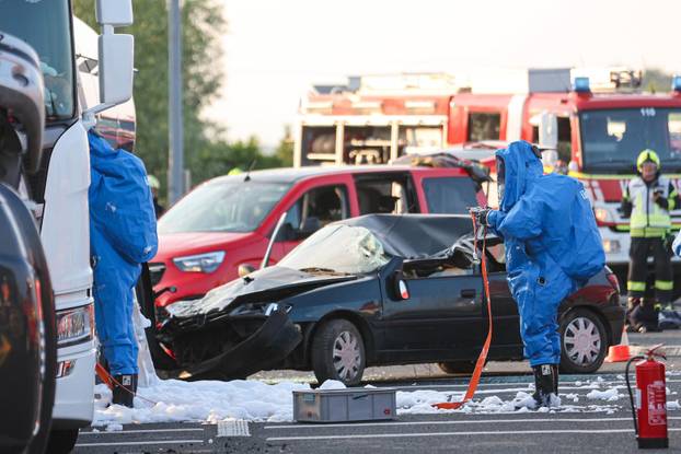 Zagreb: U blizini naplatne postaje Sveta Helena održana je vježba "Sigurnost 25"