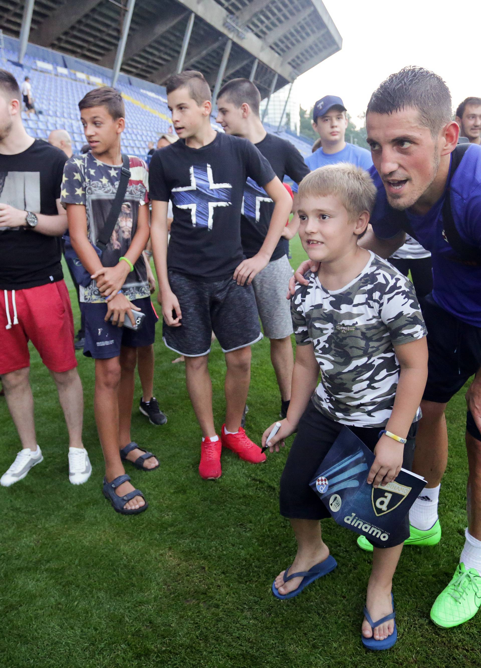 Ademi se vratio nogometu pa poručio: 'Dinamo će biti prvak'