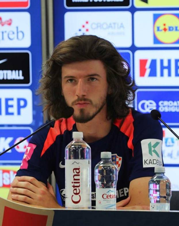 Pogledajte Gvardiola i 'vatrene' s legendarnim fudbalerkama!