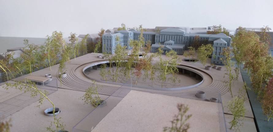 Roditelji traže rješenje: Učenici V. gimnazije tjelesni imaju u kilometar udaljenoj školi