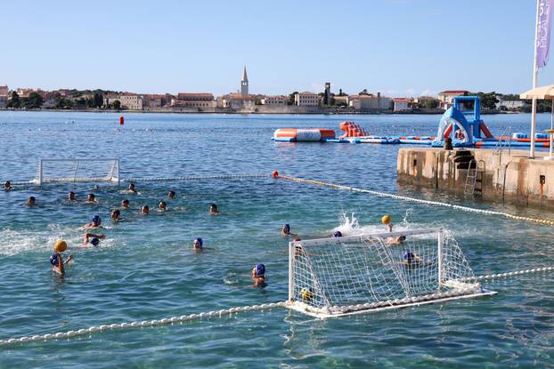 Održana plivačka manifestacija Porečki delfin