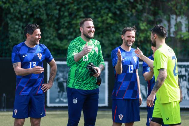 Zagreb: Revijalna utakmica legendi Dinama i hrvatske nogometne reprezentacije u čast Nikole Pokrivača