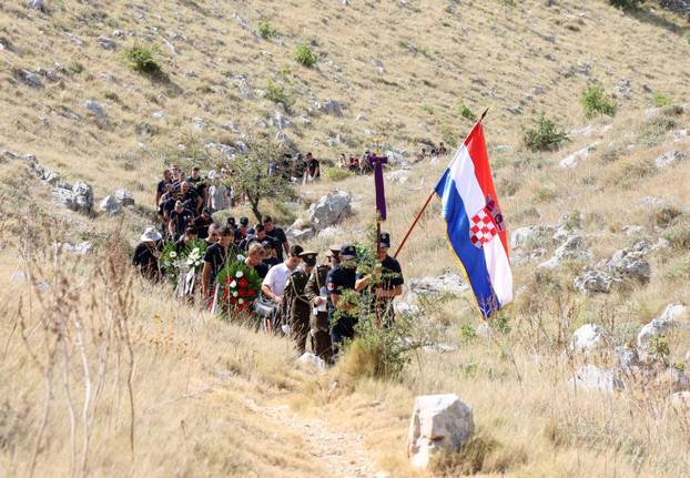 Na Kornatima obilježena 19. godišnjica tragedije u kojoj je poginulo 12 vatrogasaca