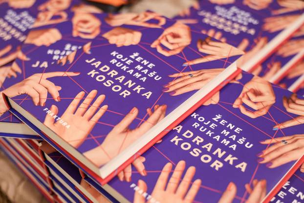 Zagreb: Promocija knjige Žene koje mašu rukama Jadranke Kosor