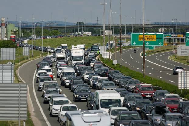 Zagreb: Velike gužve na Lučkom 