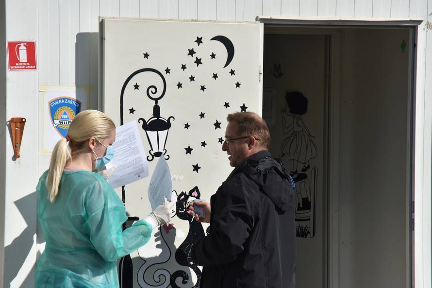 Na GP Plovanija postavljen kontejner Sanitarne inspekcije koja izdaje rješenja o samoizolaciji