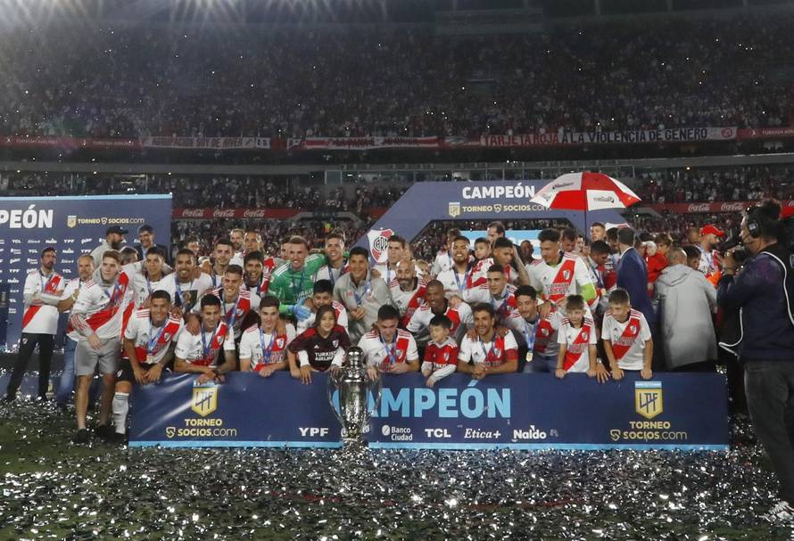 Argentina Primera Division - River Plate v Racing Club