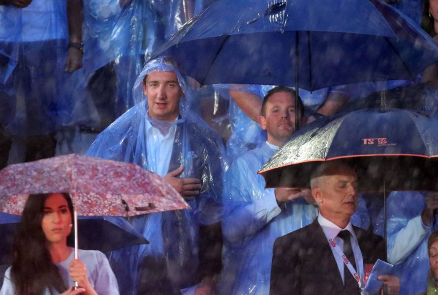 Napao Milanovića: Savjetuje Kolindu, a Bandiću nosi medu