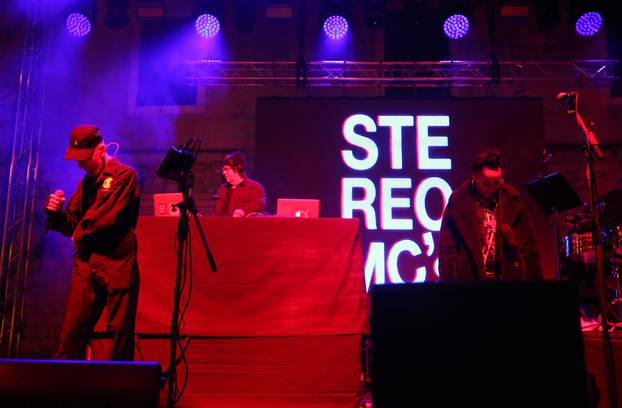 Šibenik: Nastup Stereo MC's na Trgu Republike Hrvatske