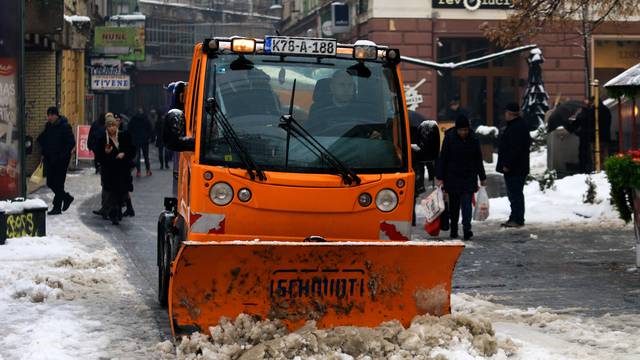 Umro u zastoju prometa pokraj Sarajeva: Imao srčanih tegoba