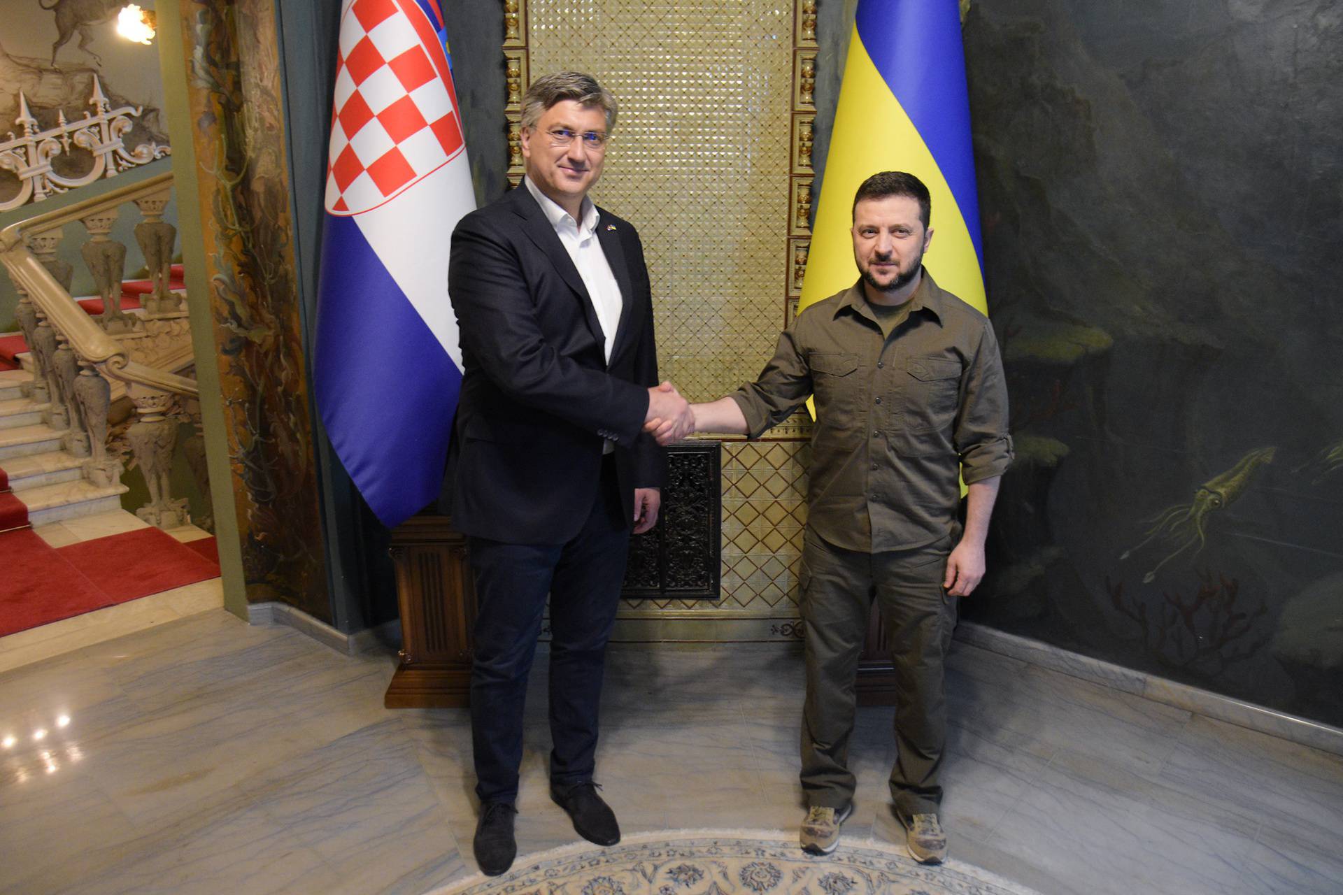 FOTO Plenković u Kijevu, sastao se sa Zelenskim: 'Znamo kako je biti  pod vojnom agresijom'