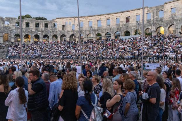 Koncert Tonija Cetinskog u pulskoj Areni