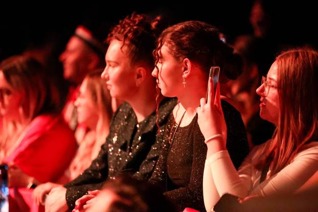 Frankfurt: Hrvatska noć u Suwag Energie Areni