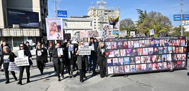 Skoplje. Prije početka suđenja za požar u diskoteci Pulse u Kočanima održan je prosvjed Marš anđela