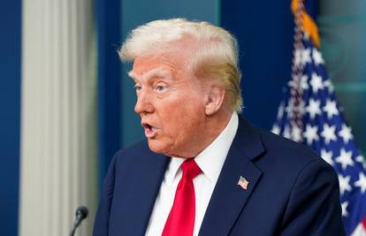Trump o povratku plastike: 'Završava smiješna Bidenova fora s papirnatim slamkama...'