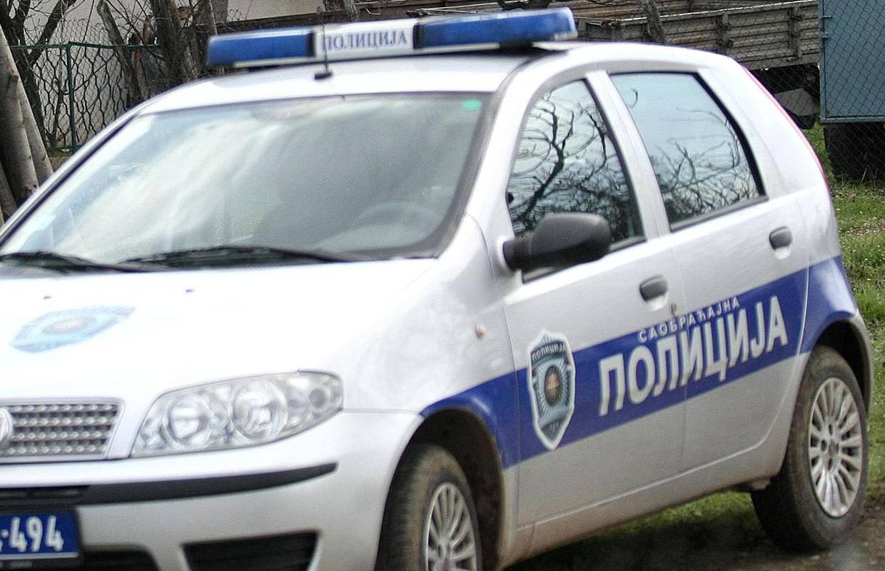 Brutalno ubojstvo zgrozilo je Srbiju: Šipkom ubio majku (62) pa se vratio igrati videoigre
