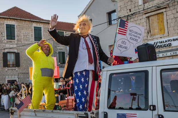 Tito i Ante Pavelić spaljeni kao Krnje u Kaštel Starom