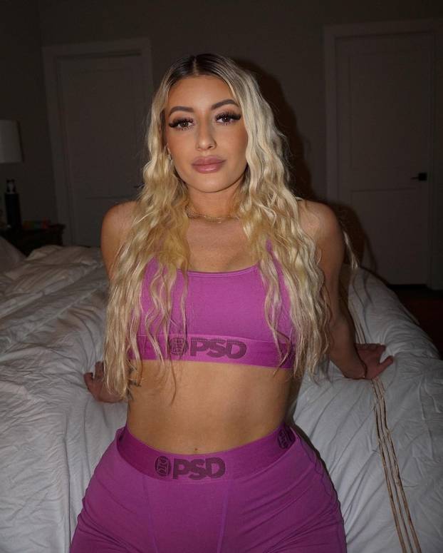 FOTO Influencerica Ana: 'Dečku sam slomila penis. Evo kako...'