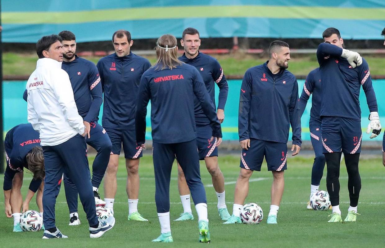 Dalić isprobavao Gvardiola na stoperu! Ima još dvije dvojbe